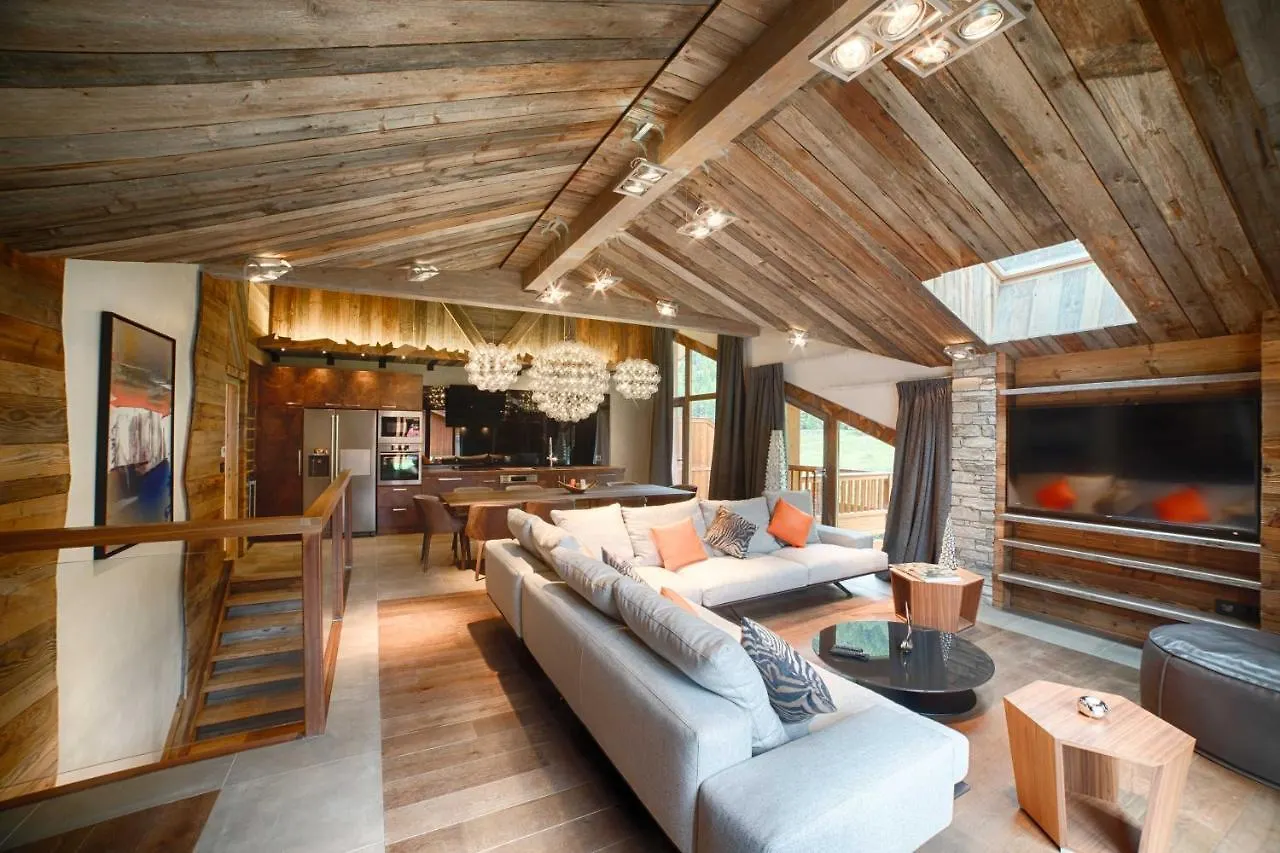 Luxurious Penthouse With Private Spa- Cap Crystal Lodge Tignes Chalet